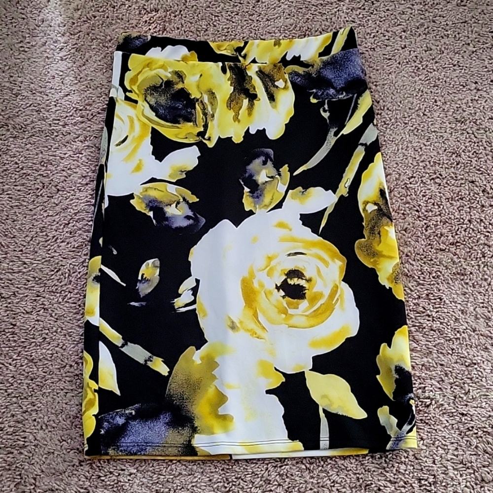 Black Pencil skirt